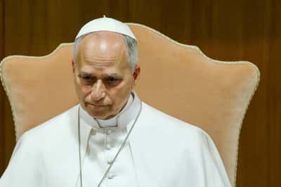 Image for Quotes from Pope Leo's document warning world of AI risks