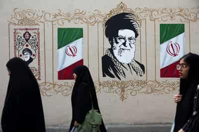 Image for Iran vows to retaliate after US widens sanctions