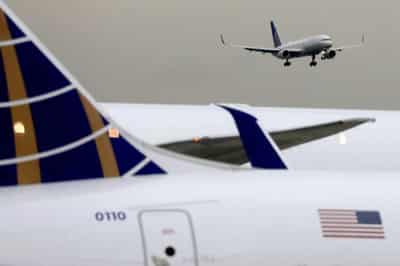Image for United Airlines unveils huge jet order in push for growth