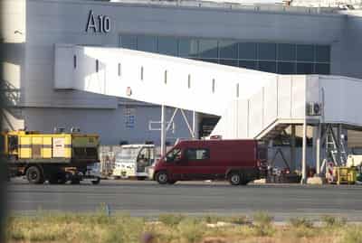 Image for Body of convicted war criminal Ratko Mladic returns to Serbia in government plane