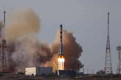 Image for Russian space craft antenna problem forces manual docking with ISS