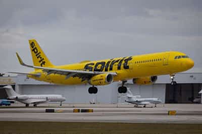 Image for Spirit Airlines prepares to shut down operations overnight, sources say