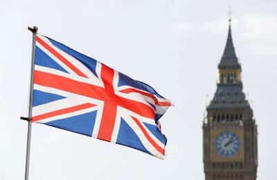 Image for UK to grant visas to graduates from the world’s best universities