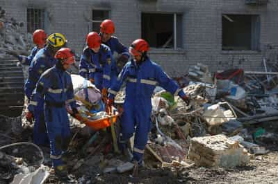 Image for When Russia strikes, Kyiv's volunteer rescuers rush to help