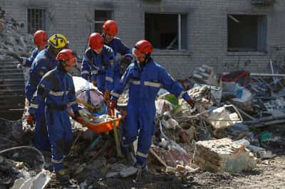 Image for When Russia strikes, Kyiv's volunteer rescuers rush to help