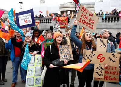 Image for Strong pay growth in UK spreads to public sector, survey shows