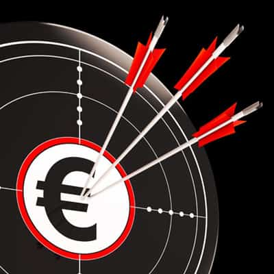 Image for THREE WAYS TO BOLSTER CUSTOMER LOYALTY IN FINANCIAL SERVICES