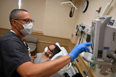 Image for Each COVID-19 surge poses a risk for healthcare workers: PTSD
