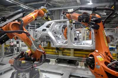 Image for Volkswagen warns of worsening output hit from chip shortage: FT
