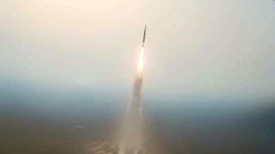 Image for Iranian forces target Bahrain and Kuwait after US hits Iran's south