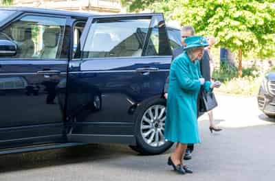 Image for ‘God Save The Queen’: messages pour in after Elizabeth catches COVID
