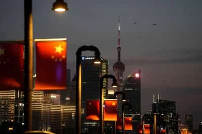 Image for In China’s Wall Street, bankers and traders sleep in offices to beat Shanghai COVID lockdown