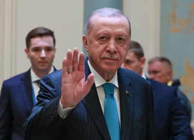 Image for Erdogan says Putin, Zelenskiy "not yet ready" for face-to-face meet on war
