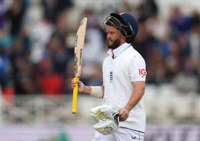 Image for Cricket-England pummel Zimbabwe in run fest at Trent Bridge