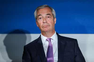 Image for UK's Farage sets out plan for 'mass deportation' of asylum seekers