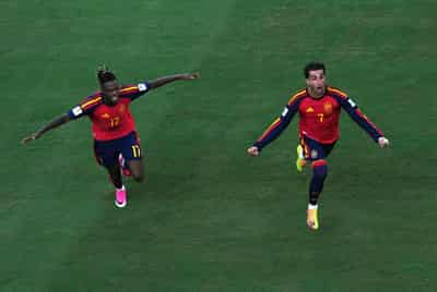 Image for Soccer-Spain battle past 10-man Argentina 1-0 in extra time to win World Cup