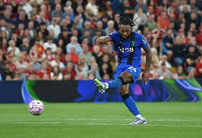 Image for Soccer-Masters warns racist abuse will result in banning, possible prosecution