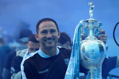 Image for Soccer-Lampard lands England's Manager of the Year award