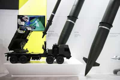 Image for Greek parliament approves purchase of rocket systems from Israel