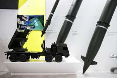 Image for Greek parliament approves purchase of rocket systems from Israel