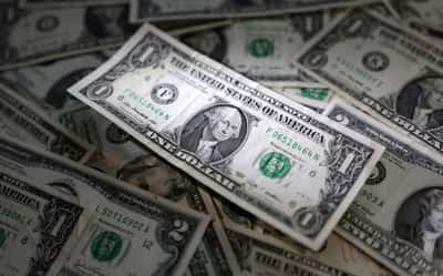 Image for US dollar sags after poor jobs data, government shutdown fuels caution