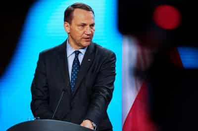 Image for Polish foreign minister takes aim at Musk after Trump clash
