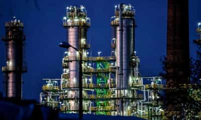 Image for Oil edges back up despite Putin’s pledge to honor supply commitments