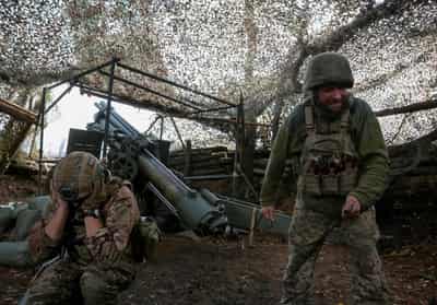 Image for Ukraine struggling to hold eastern city of Pokrovsk, military analysts say