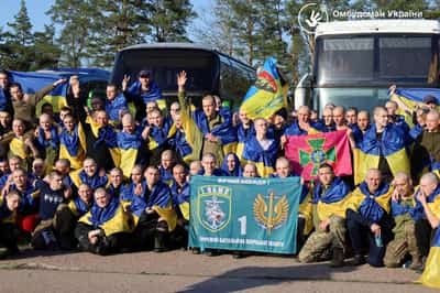 Image for Ukraine, Russia swap POWs, other prisoners involving more than 500 people