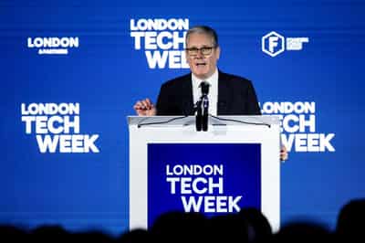 Image for UK sets out $1.5 billion AI hardware plan with supercomputer, chip funding