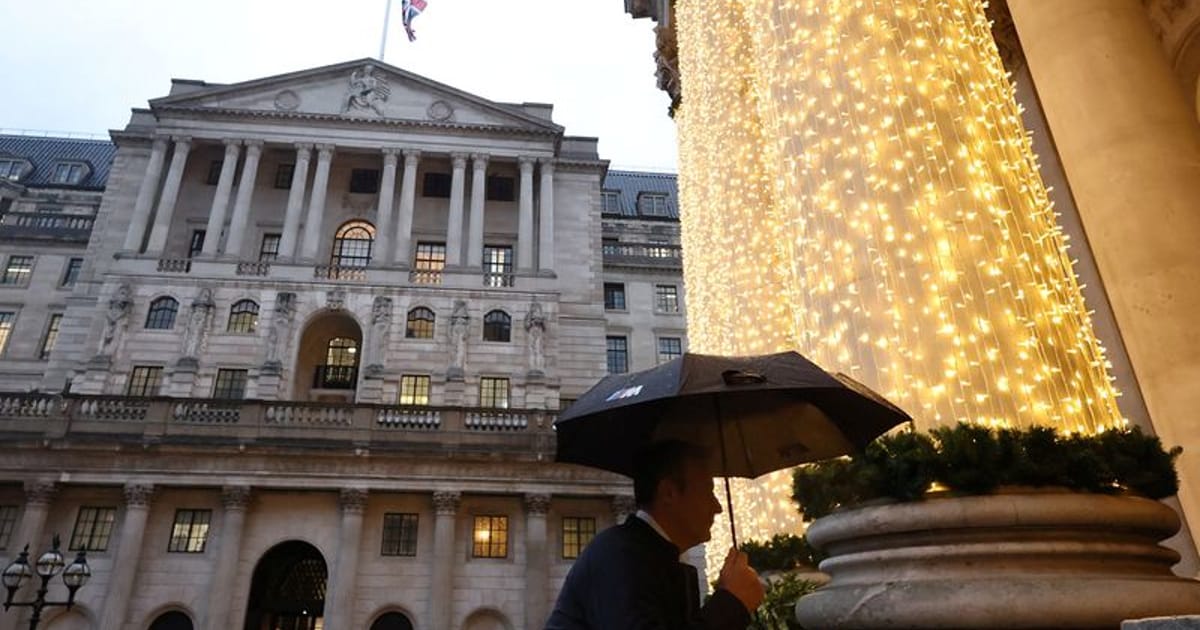 BoE to Hold Interest Rates Through 2026 Amid Inflation Risks