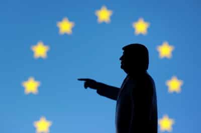 Image for At 15% US tariffs, EU says its trade still flows