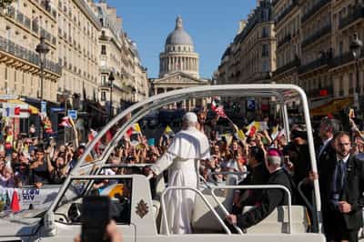 Image for Pope Leo set for largest event of France tour as Paris crowds swell