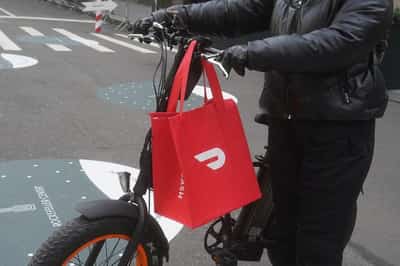 Image for DoorDash projects strong growth as delivery demand holds firm