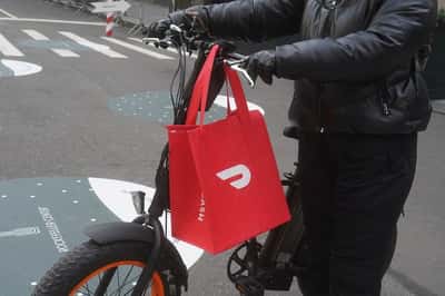 Image for DoorDash projects strong growth as delivery demand holds firm