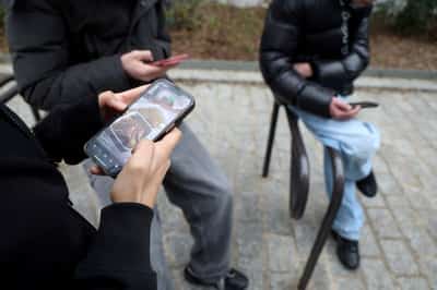 Image for French Senate debates social media ban for children under 15