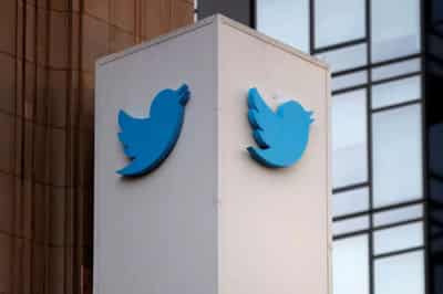Image for Twitter breaks tech&#8217;s blockbuster streak, shares fall on tepid outlook