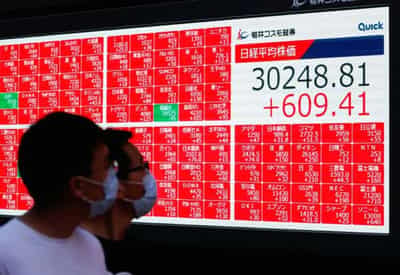 Image for Shares staunch bleed after worst selloff since January