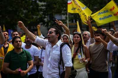 Image for Paris police arrest 20 as demonstrators defy ban on Iran opposition rally