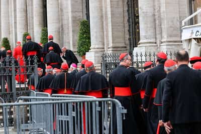 Image for Conclave to elect new pope to start on May 7 -Vatican source