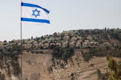 Image for Irish minister defends 'limited' trade curbs on Israeli settlements