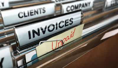 Image for The UK’s late payment crisis – how SMEs can survive the coming year