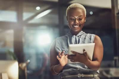 Image for Empowering Employees with Data: The Key to Effective Business Decisions