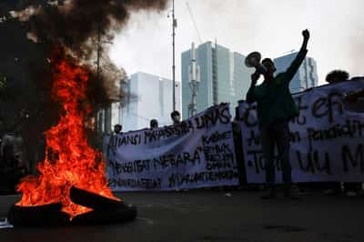 Image for Students lead 'Dark Indonesia' protests against budget cuts