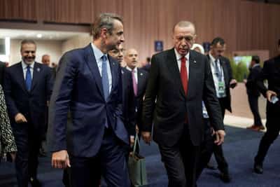 Image for Turkish, Greek leaders voice desire to resolve issues after talks