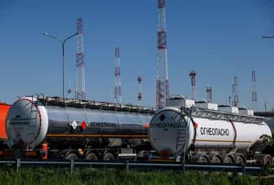 Image for Russia's oil and gas tax revenues seen rising in May, but still down year to date