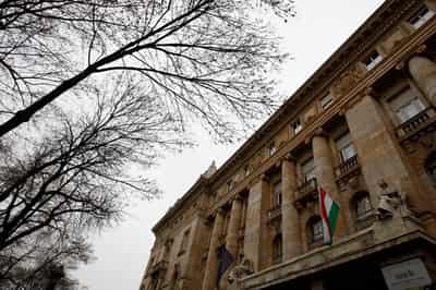 Image for US tariffs would hit Hungary’s growth, boost inflation, central bank says