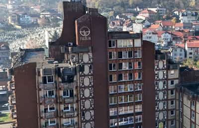 Image for Bosnian police detain two officials over deadly retirement home fire