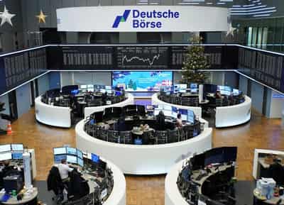 Image for European stocks hit fresh record close as tech, staples drive post-holiday gains
