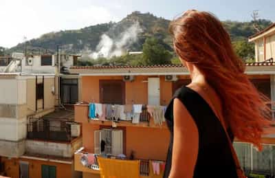 Image for Swarm of quakes besets Italian town as supervolcano rumbles